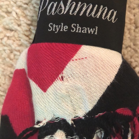 Pashmina Style Shawl - Picture 2 of 3